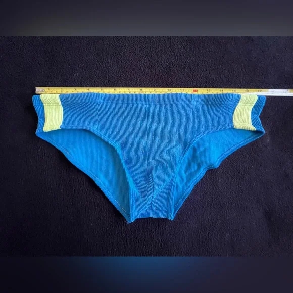 Gazelle New York Men’s Vintage Bikini Speedo Swimsuit Low Rise Drawstring
